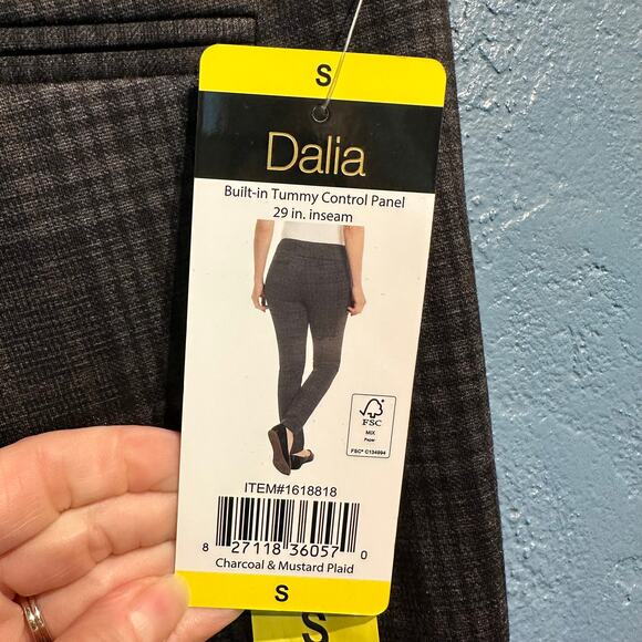 Dalia NWT Size Small Plaid Pants Black Brown Narrow Leg Mid Rise Office - Picture 7 of 8